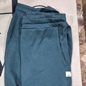 Vuori Teal Joggers